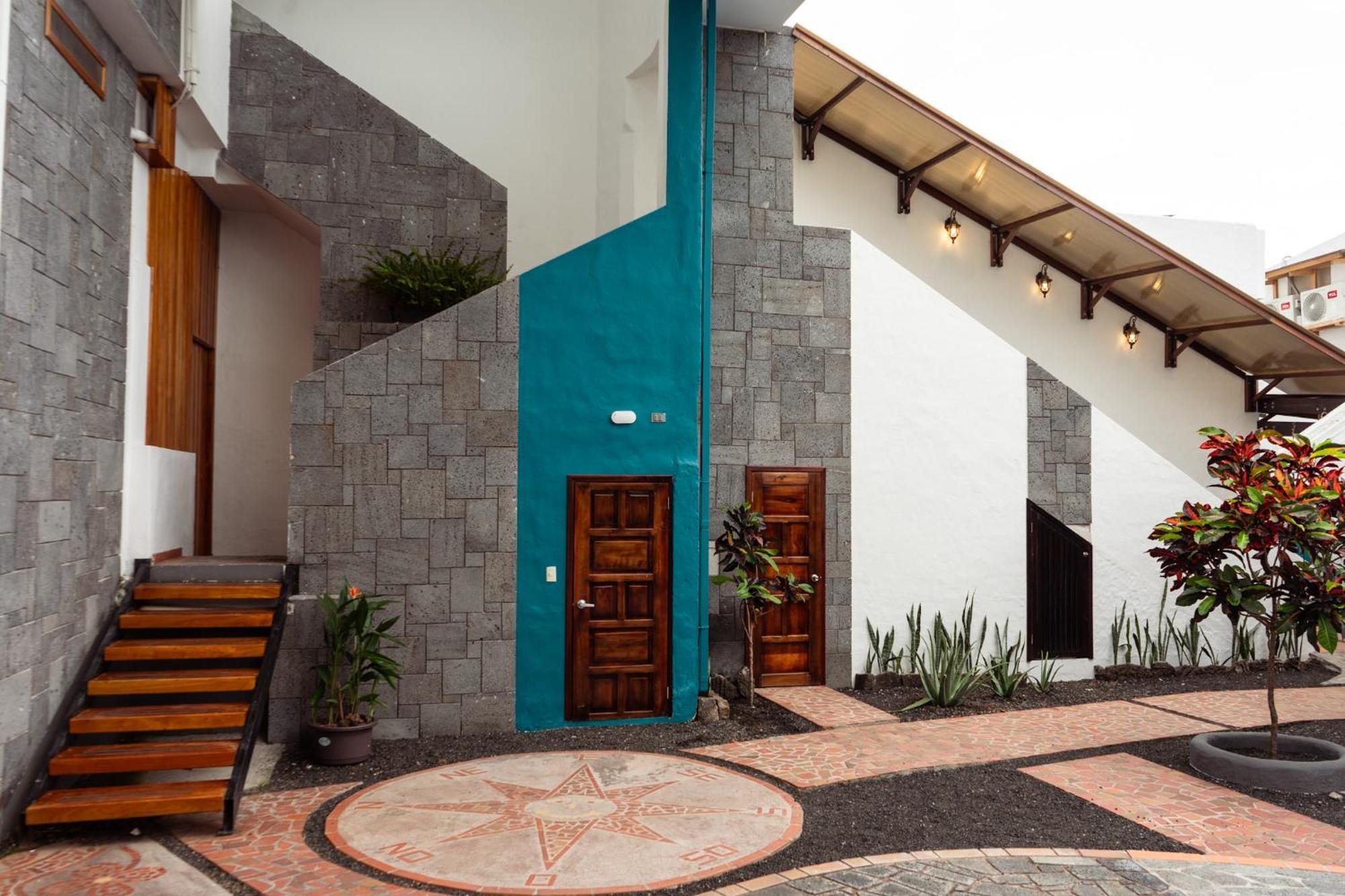Hotel Ayre By Baltra Puerto Ayora  Buitenkant foto